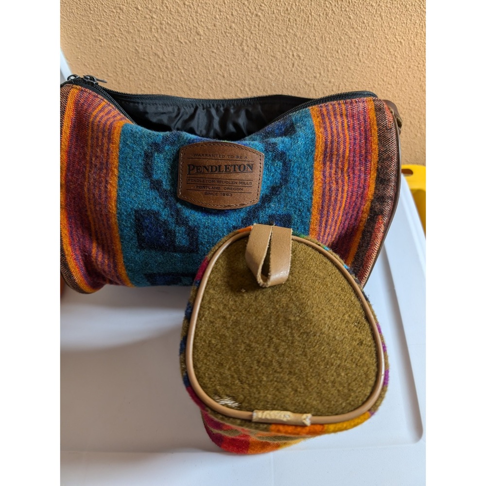 Pendleton Blanket Wool Aztec Pattern‎ Barrel Styl… - image 2